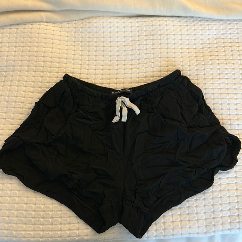 Black Shorts Brandy Melville